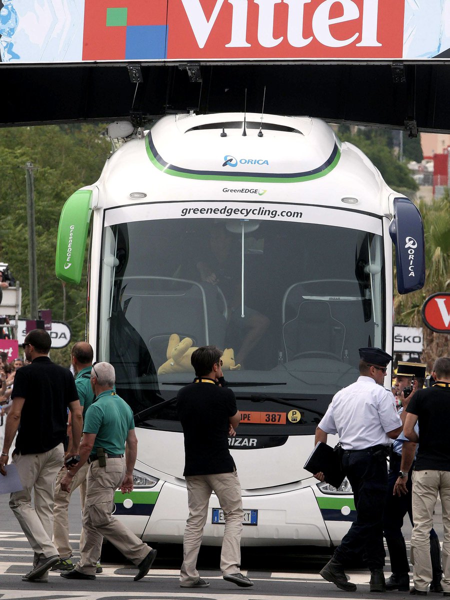 GreenEDGEteam's tweet photo. Us         EF 
       🤝
Getting buses stuck at @LeTour https://t.co/gew6PEOzeP
