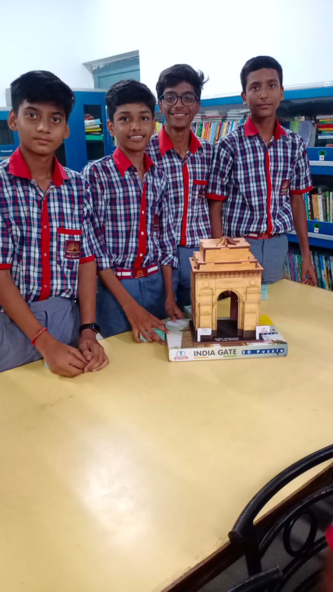 IncomeTaxUPWest's tweet photo. CCIT Ghaziabad, Sh. Krinwant Sahay organised board games for school children in Ghaziabad to inculcate the habits of paying due taxes honestly and filing ITR on time accurately.
#AzadiKaAmritMahotsav https://t.co/7j5Aw8rAiR