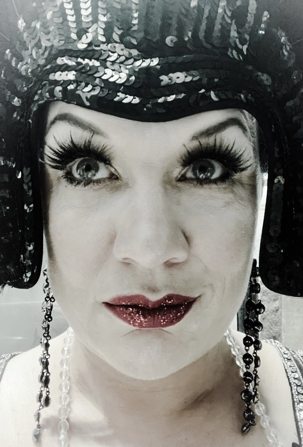 CabaretCamden's tweet photo. FRID 15 JULY
https://t.co/kAs8Jet4KG
SUPERB CABARET SHOW
CHERRY & CAMILLA #burlesque duo @AletiaUpstairs Award winning #vintage #singer @campbellglazier #magic @jackhester_55 ALEXANDRA PAYNE #comedy
#shoetime #weekend #Fridaynight #gay #lesbian #pride #gay #london https://t.co/Ds6FptvHlg