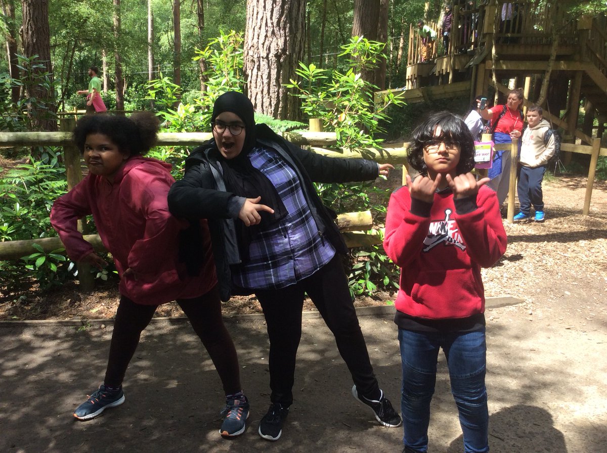KingsleyLpool's tweet photo. We loved the wobbly wires! #Class6P @BeWILDerwoodCHR https://t.co/i0re8decx4