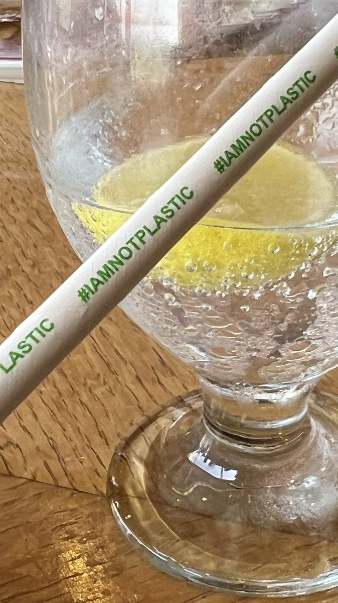 NOMIANSARI's tweet photo. Great initiative by #sakura #pchotel #karachi #iamnotplastic https://t.co/mW1jpcIzf1