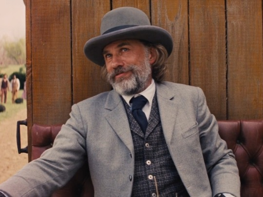 SDKoleksiyon's tweet photo. Hem ırkçı bir karakteri (Albay Hans Landa - Soysuzlar Çetesi) hem de anti-ırkçı bir karakteri (Dr. King Schultz - Zincirsiz) canlandırıp, iki rolle de Oskar kazanan Christoph Waltz. https://t.co/mW7AajTYOC