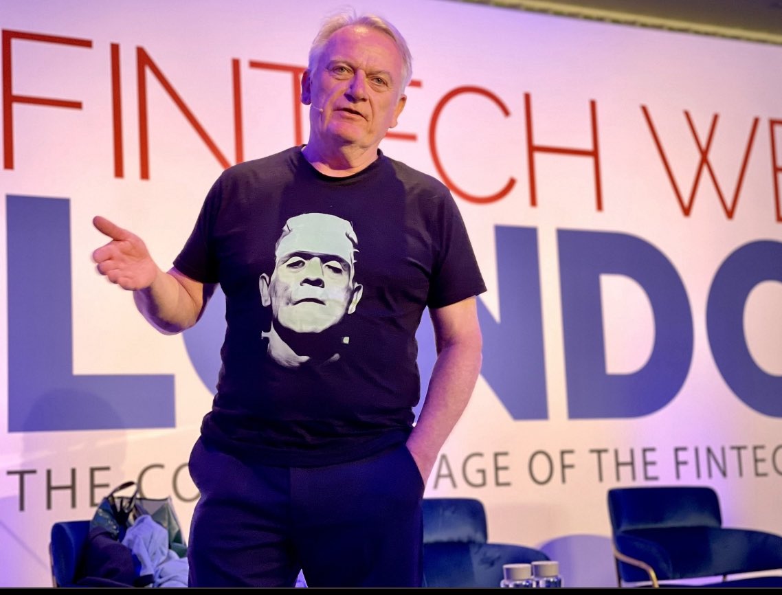 FINTECHCircle's tweet photo. 😂 what Legend …one of the highlights of FINTECH Week London 2022 has to be @Chris_Skinner s Awesome T-Shirts!!!
#fintech #neobanks #ftwlondon #BankingReimagined https://t.co/WPdBw0kA5Z