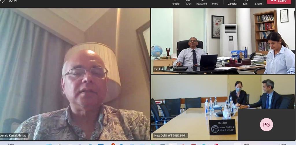 isolaralliance's tweet photo. ISA met @MIGA to discuss areas of collaboration, emphasising on innovative instruments that reduce financial & political risk and enhance credit. Together we will work to create a platform for #bankableprojects with credit guarantee mechanisms in under-served markets https://t.co/fBfo3p6Yj8