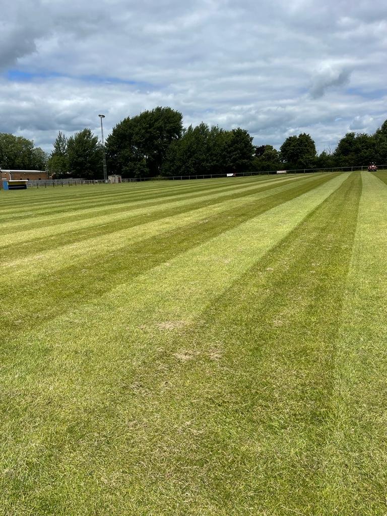 WinslowUtdFC's tweet photo. 💛It's MatchDay💙

🆚️ @tringathletic 
🏆 Pre-Season Friendly 
📍The Gate
🕖 7:45pm
🎟 Adults £3, Concessions £1

We look forward to welcoming you all back to The Gate tonight and the start of the @pbonham_AFC era.

#PlayUpPloughmen https://t.co/tPqr3KGq4c