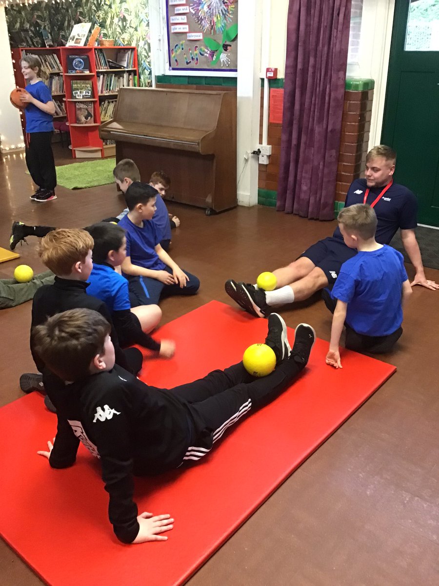 NewtonPE1's tweet photo. From a few weeks ago! It’s been the start of our gymnastics taster sessions in KS2 today! We can definitely say they have had a great time and learnt lots of new skills! FS/KS1 tomorrow! @PrimaryNewton @class_ruby @newton_class @Tanzaniteclass https://t.co/hm5Hqx1Tpv