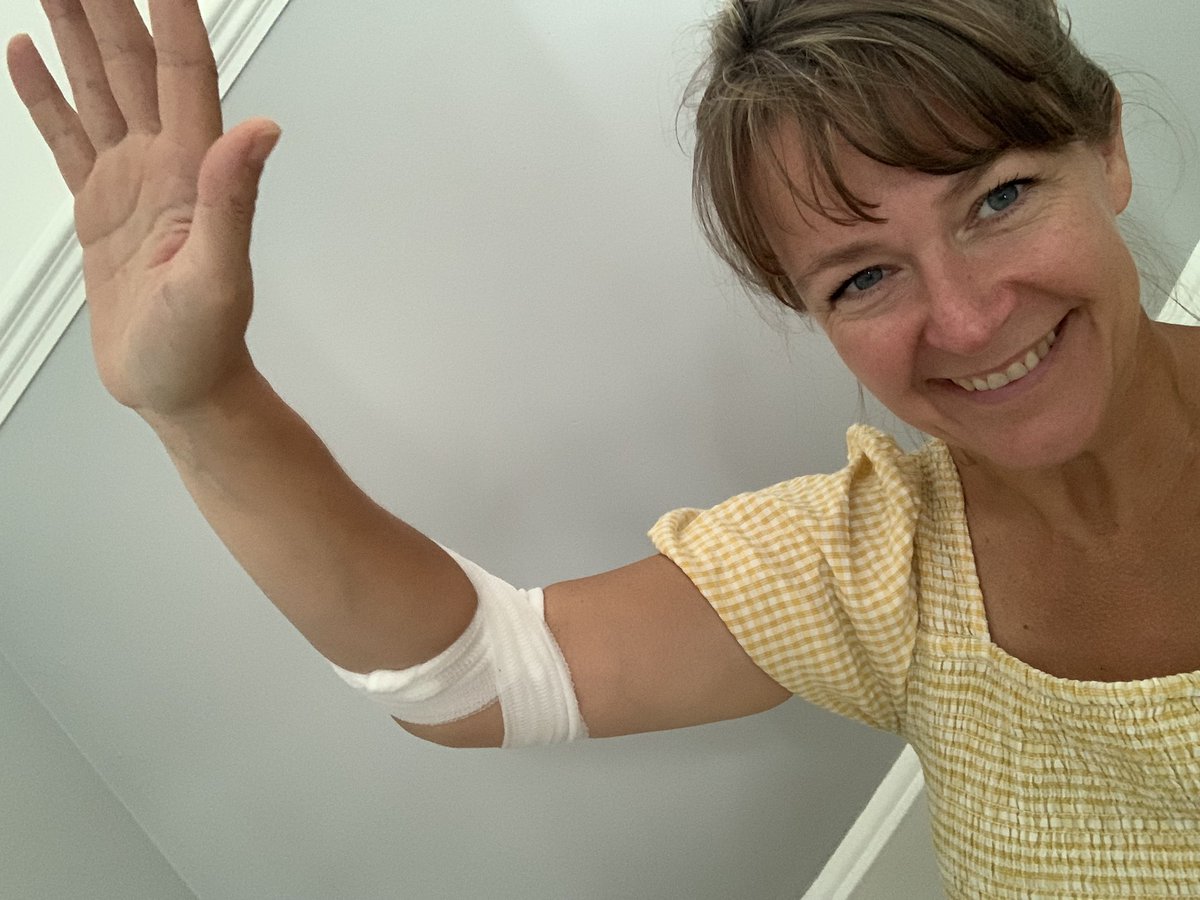 aineejay's tweet photo. Hands up if you’ve just had your 58th orange Club biscuit….. and donated your 58th pint of blood 🩸🙂 Thanks @WelshBlood #givebloodsavelives https://t.co/0YgKQPJfbj