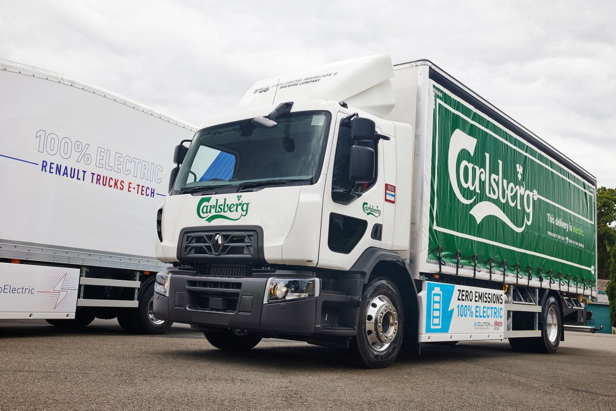 andrewroache's tweet photo. CMBC introduces electric HGV trucks capable of delivering 10,000 pints per day to pubs 🚚🍺https://t.co/GI8pGCmR7U https://t.co/CyqUZE89yj