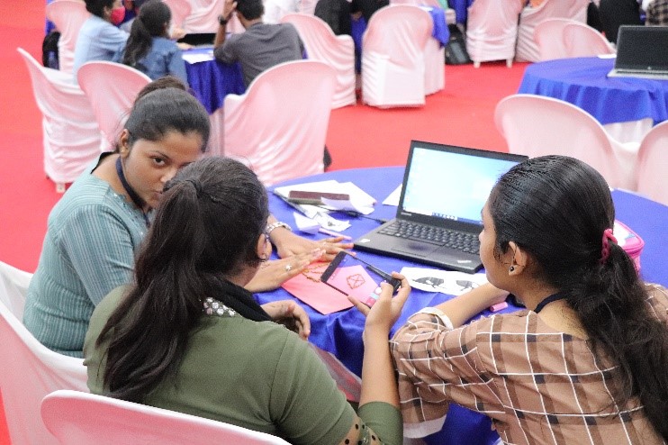 InnoClubCHE's tweet photo. 𝐒𝐭𝐚𝐫𝐭 𝐚 𝐦𝐨𝐯𝐞𝐦𝐞𝐧𝐭- 𝐈𝐧𝐯𝐞𝐧𝐭 𝐒𝐨𝐥𝐮𝐭𝐢𝐨𝐧𝐬

Day-2
Date: July 12, 2022

Students are learning to develop animation videos under this State Level Coding Boot Camp of Innovation Club.

#innovation #startups #students #education #ssip #ihubgujarat #GUJCOST https://t.co/G0IFoccgpG