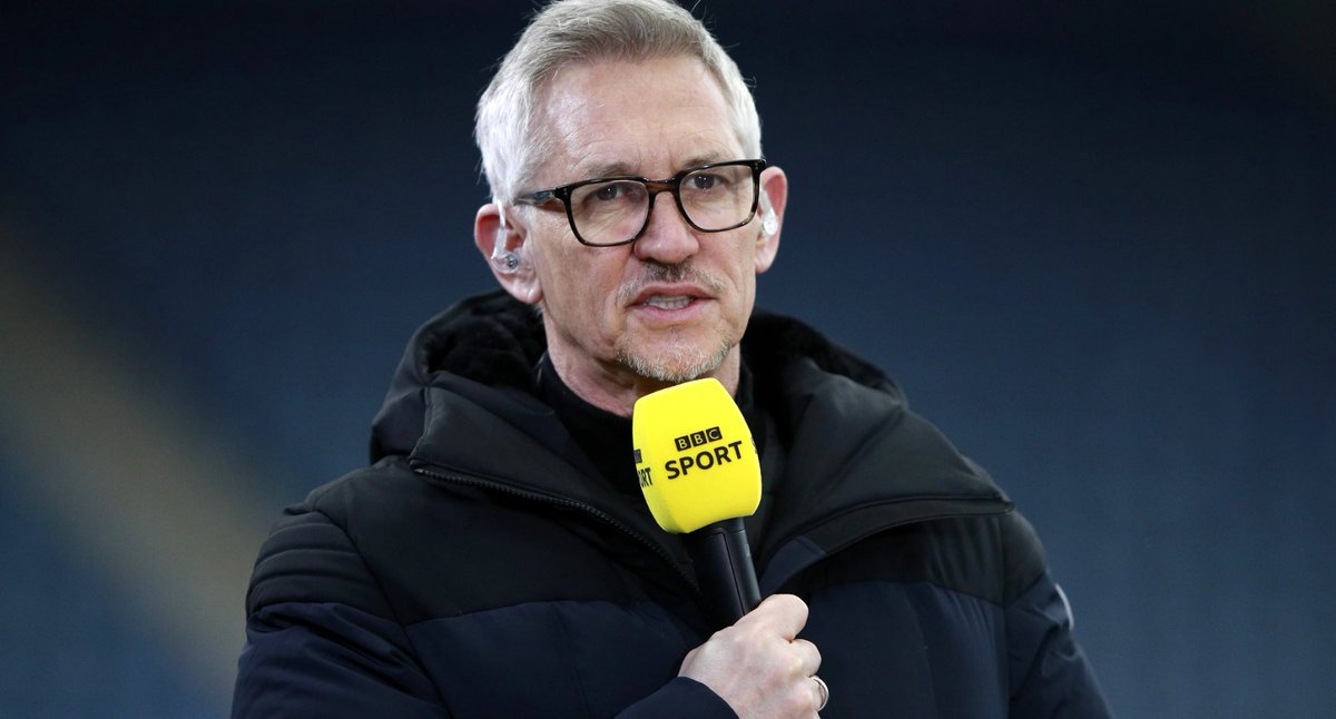 TalkTV's tweet photo. Gary Lineker is the BBC’s top earning on-air talent for the fifth consecutive year and the only name to earn over £1 million annually, new figures show.

He was paid between £1,350,000 and £1,354,999 in 2021/2022 – a reduction of £10,000 on the previous year. https://t.co/FgOMTgvsU7