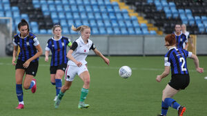 So @CorkCityFCWomen will face away trip to @AthloneTownAFC  in FAI Women's Cup Quarter-Final Draw 
They met 10 days ago Athlone wining 1-0
City wore Athlone's away kit that day due to clash of colours. Tie of the round @peamountutd v @shelsfc 🏆 
#FAIWomensCup  @EVOKE 
#CCFC84