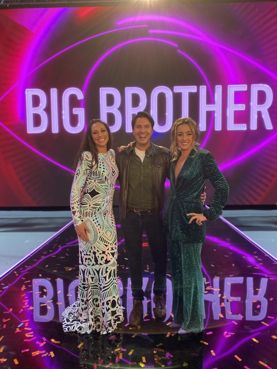 The 21st Birthday Celebration you ask for! #BB2012 <a href="/BigBrotherAU/">Big Brother AU</a>