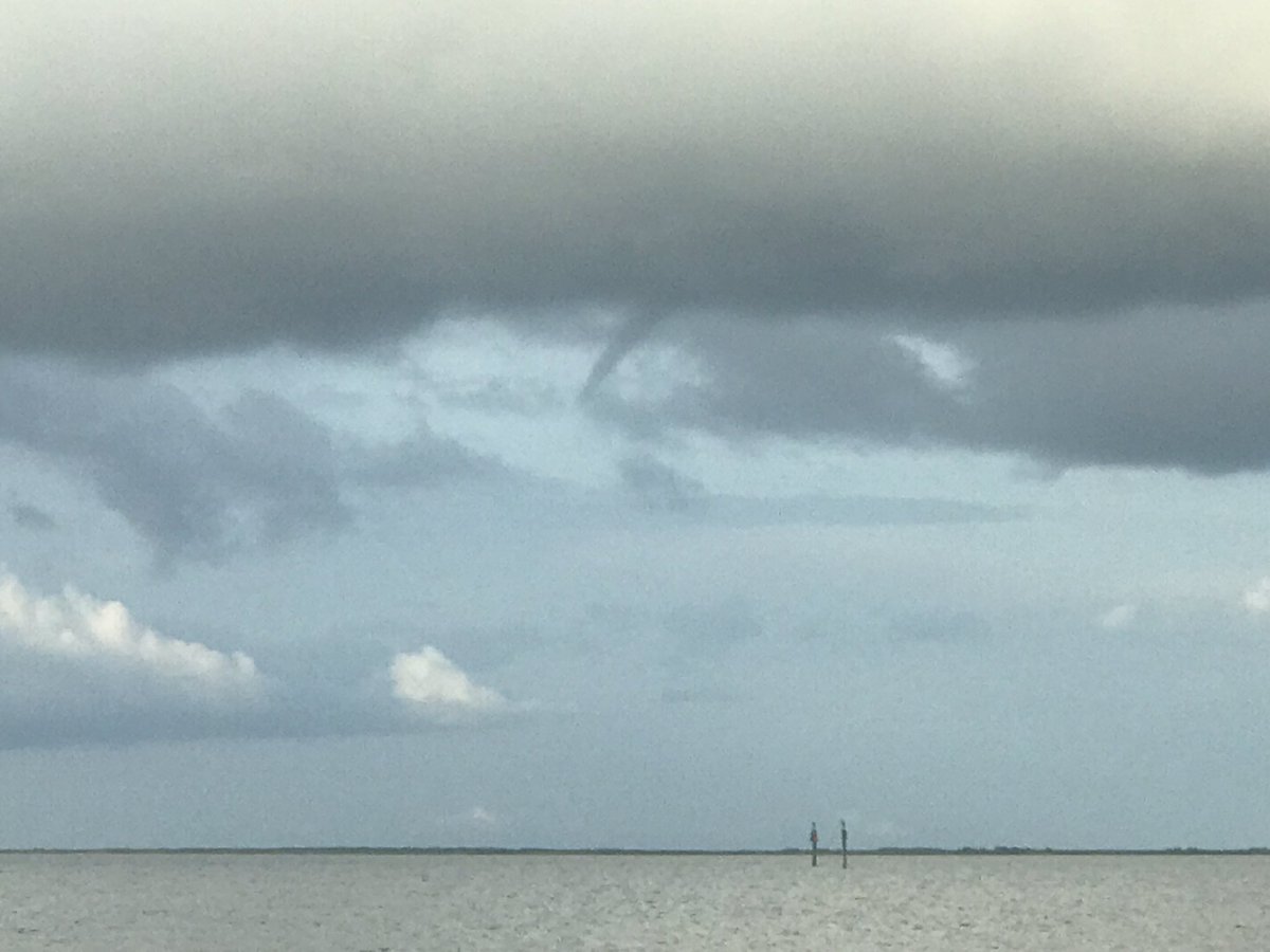 Another waterspout at Coden, AL this morning @NWSMobile @ICWR @WKRGEd @ThomasGeboyWX @TylerSmith_wx