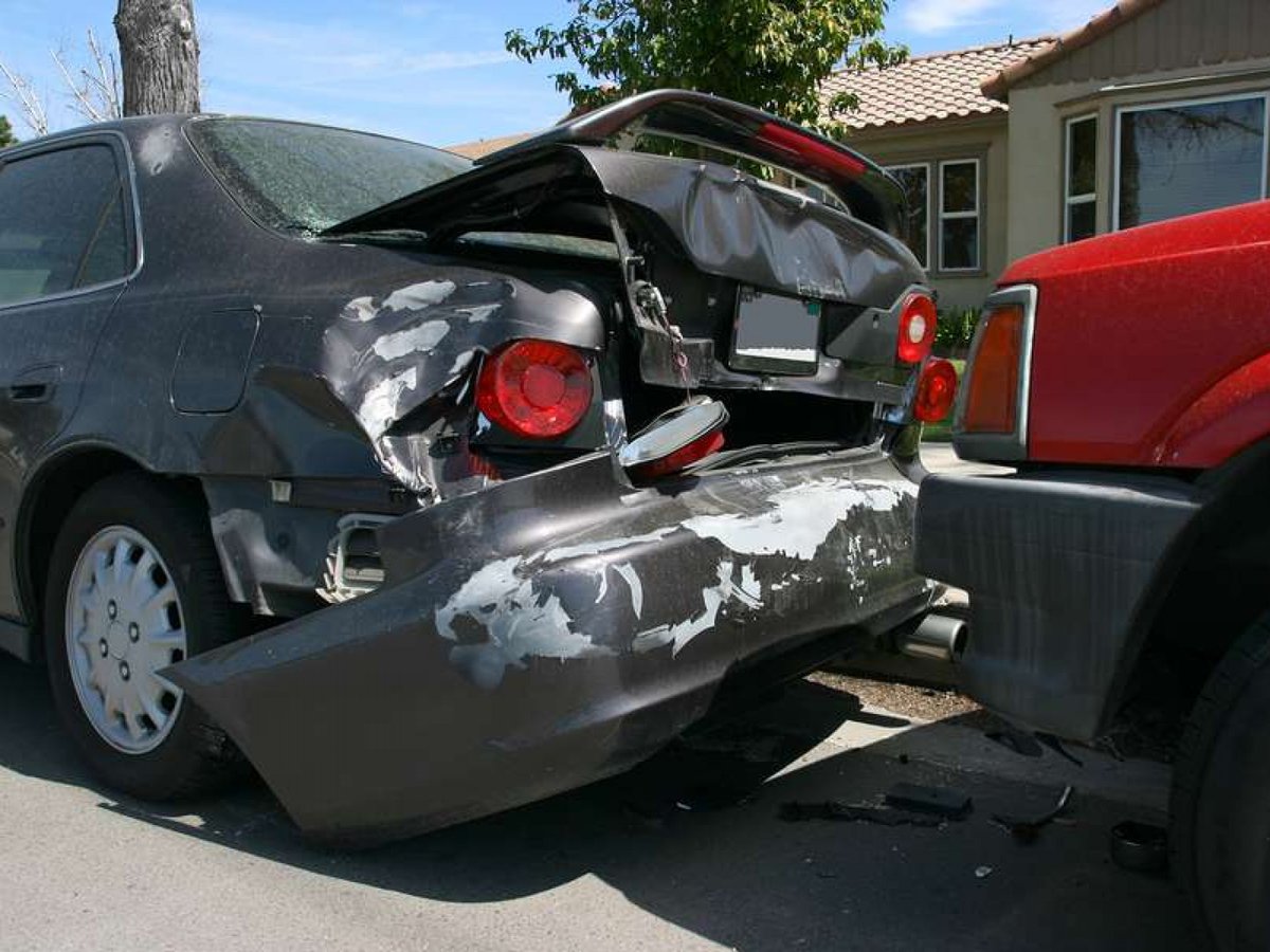 TheHamzyLaw's tweet photo. If you’re injured in an accident which was caused by the negligence of another party, insurance companies rarely pay you what your claim is worth.  We handle personal injury cases on a contingency fee (we only get paid when you recover compensation).
https://t.co/8UPhfYiJKl https://t.co/p4hTT9nHmJ