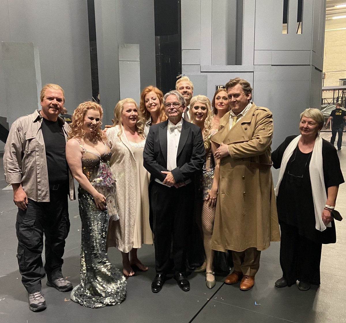Lise Lindstrom (@liselindstrom) on Twitter photo 🤔After such an incredible experience as Sunday’s #Götterdämmerung with @operleipzig … how do I come back to Earth? I wonder, is it the same for the audience? for the <a href="/Gewandhaus/">Gewandhausorchester</a> ???? 🤔 Brünnhilde’s Fels are still smoldering for this #whataluckydiva 🤔After such an incredible experience as Sunday’s #Götterdämmerung with @operleipzig … how do I come back to Earth? I wonder, is it the same for the audience? for the <a href="/Gewandhaus/">Gewandhausorchester</a> ???? 🤔 Brünnhilde’s Fels are still smoldering for this #whataluckydiva