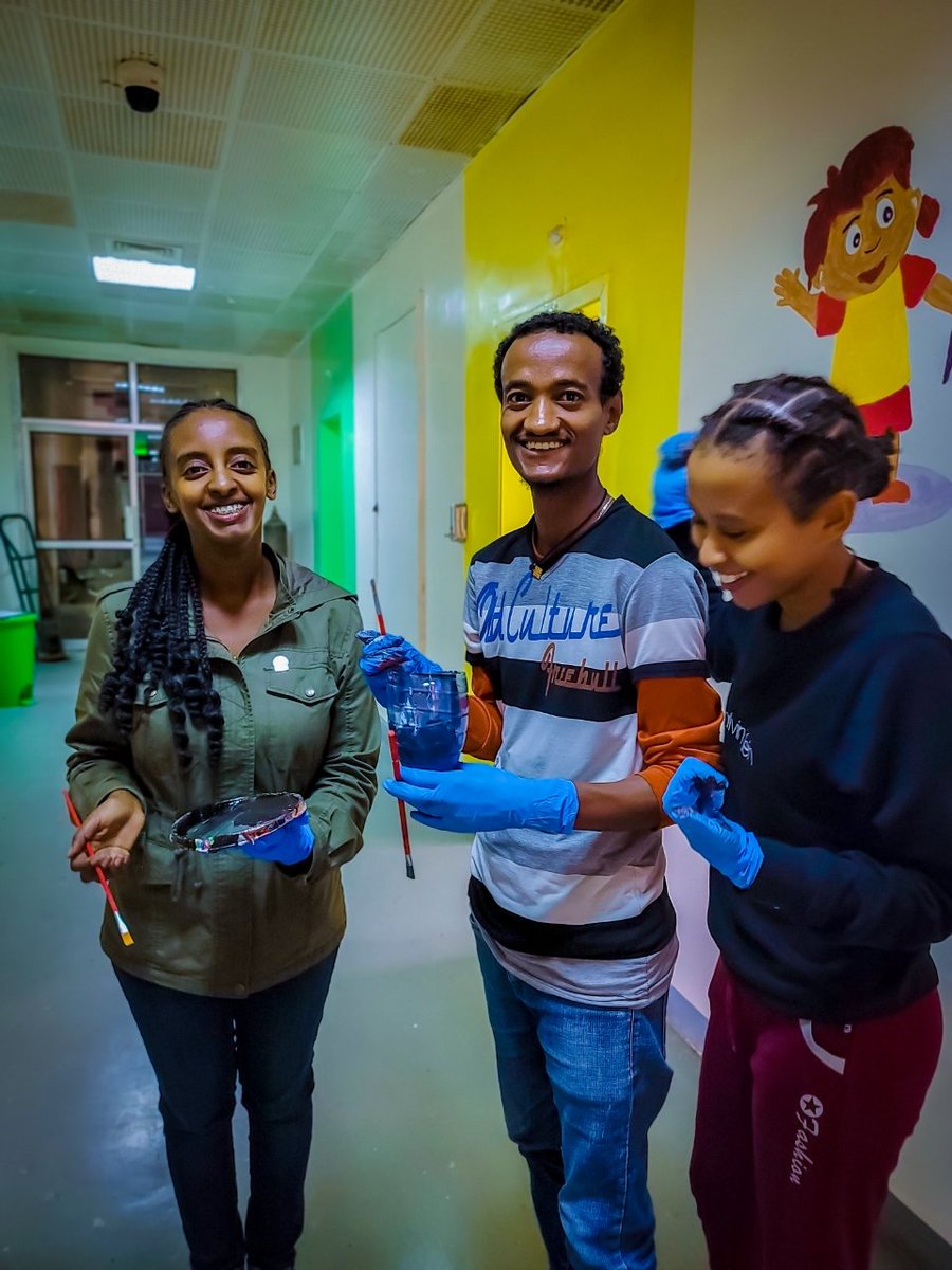 We had a chance to join RAC Haleta on the 2nd round of painting Pediatric Oncology ward of JUMC on sunday, july 10. We had great time and fun beside the invaluable experience we shared. Thank you RAC Haleta and everyone who showed up!
#RACAbaJifar
#RACHaleta
#Communityservice