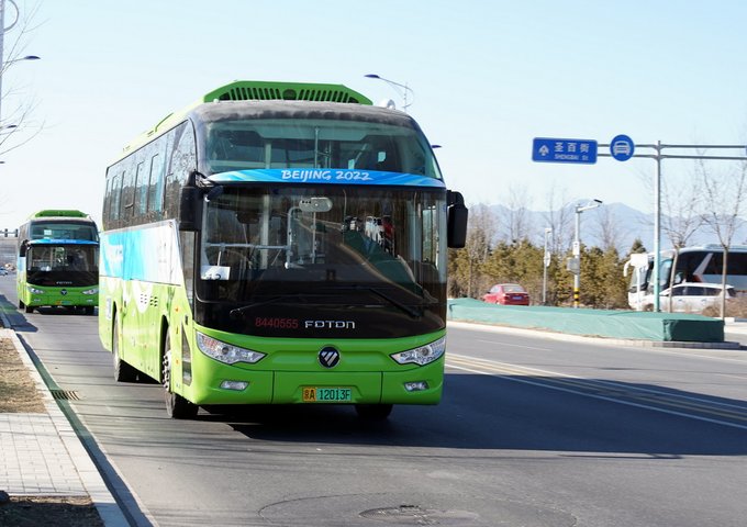 libijian2's tweet photo. #China strives to increase the ratio of new energy buses in urban areas to 72% by 2025. #China goes further green. #ClimateActionNow 
@PDChina https://t.co/lrV4GiazJM