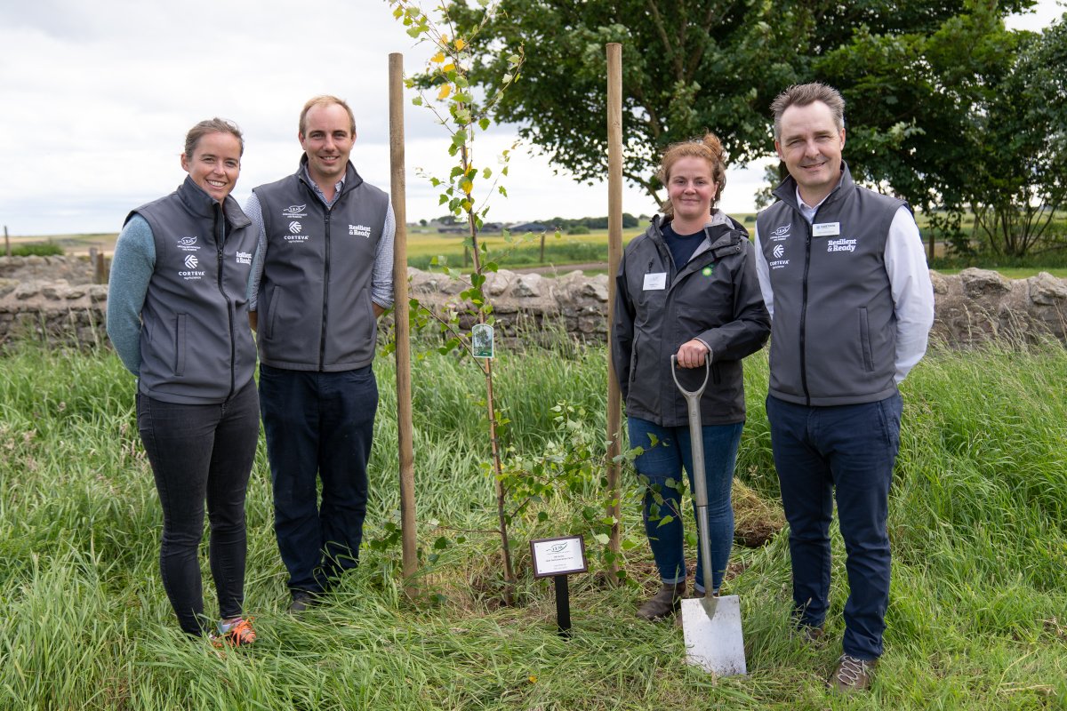 CortevaUK's tweet photo. The third #ResilientandReady LEAF Demonstration Farm launch took place in Aberdeenshire last week at HB Farms, with the full event live streamed! 

Watch the recording here 📹 https://t.co/TzmrvZbsHd

@agronomyben @HarrietERoss @Alicemidmer @FieldBeans @LEAF_Farming @eve_comms https://t.co/TyNJZ76hJy