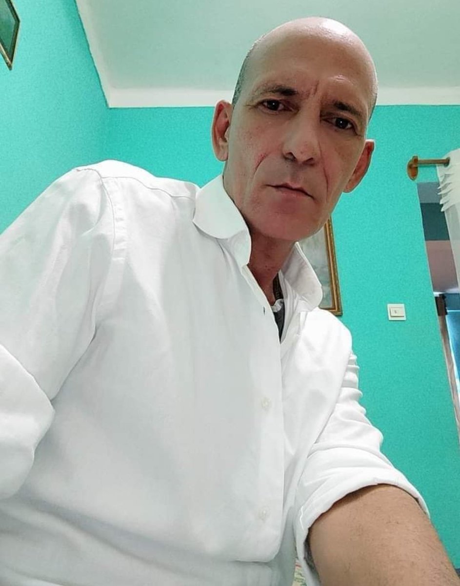adalixis's tweet photo. Idael García salió ayer 11J en #Holguín a manifestarse por la libertad y se encuentra desaparecido. Los esbirros de la dictadura son responsables de lo que le suceda. 

#Libertad para él y #LibertadParaLosPresosPoliticos https://t.co/px4nA1Zd4g