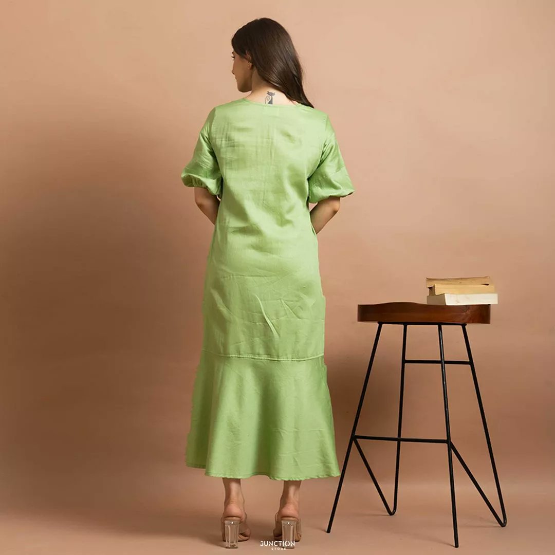 JunctionStore's tweet photo. Feel the summer vibe with our ASH GREEN DRESS.
✨💚
SHOP UNDER 2.5K
Flat 5% off on first order.

Shop the dress from our website https://t.co/M2aZc6wb4J
.
#greendresses #ashgreen #dresses #womendesignerwear #womenwears #fashionwears #onlinemultidesignerstore https://t.co/NDiD0r3oap