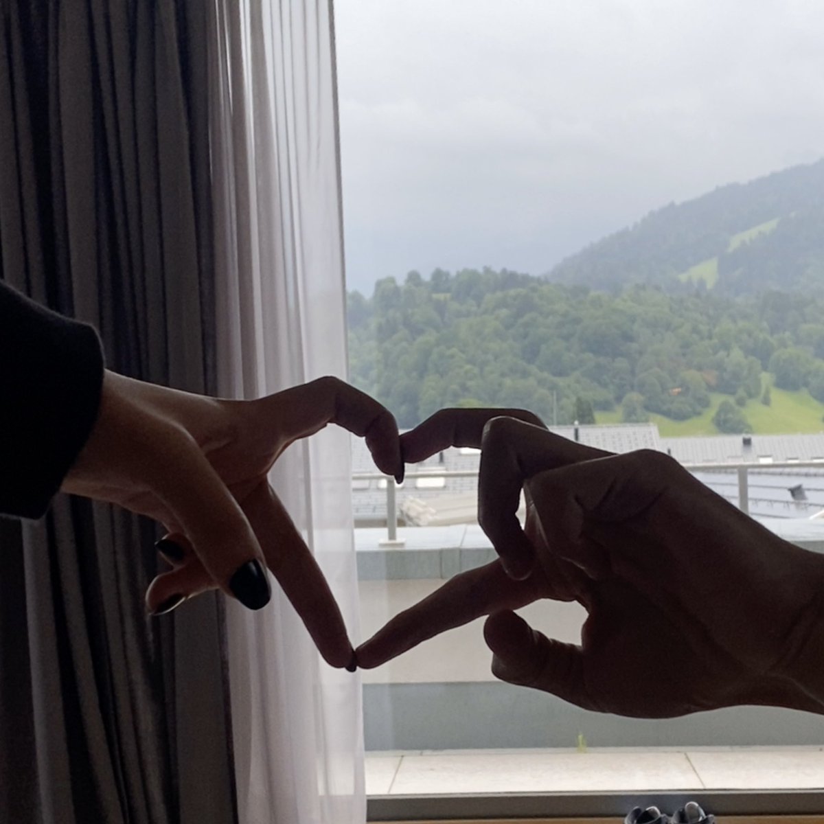 baddestkiwi's tweet photo. 🇩🇪 lockets https://t.co/ek2vT2yr0A