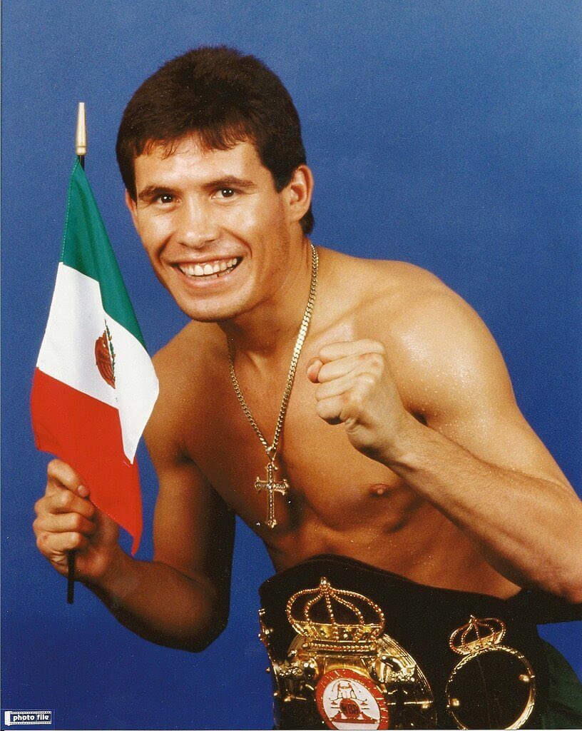 Happy 60th Birthday to three-division world champion, El Gran Campeón Mexicano Julio César Chávez  