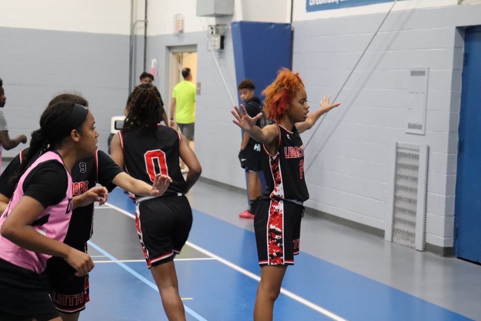HaivynnK's tweet photo. Never give up. Always push through. Know your value. Great words I’ll never forget. Proud of my team! We worked hard this weekend despite all and brought home another piece of hardware. #Legacyvserrbody #collegeprep #dontcountmeout #Hesiwiththehesi https://t.co/npcgVL5daS