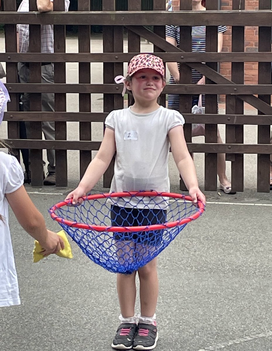 shellbellalder's tweet photo. Was a great afternoon at @witton_walkce sports day today ❤️ Evie loved it! Was great to be back :) https://t.co/MA2Km7NCYZ
