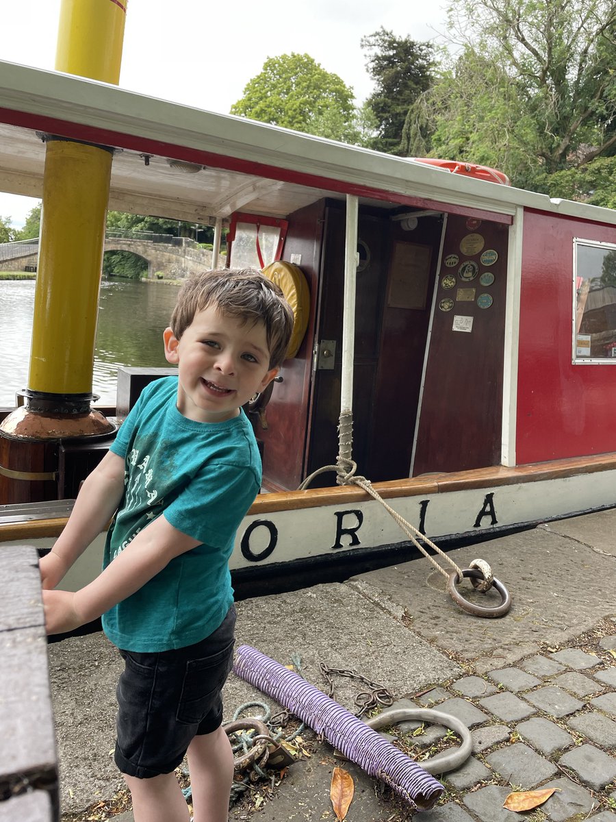 We enjoyed a fab boat trip at LUCS. Would recommend popping into the tea room and buying a bag of duck food…they are hilarious when there are snacks up for grab! <a href="/LUCS_Canal/">Linlithgow Canal Centre</a>