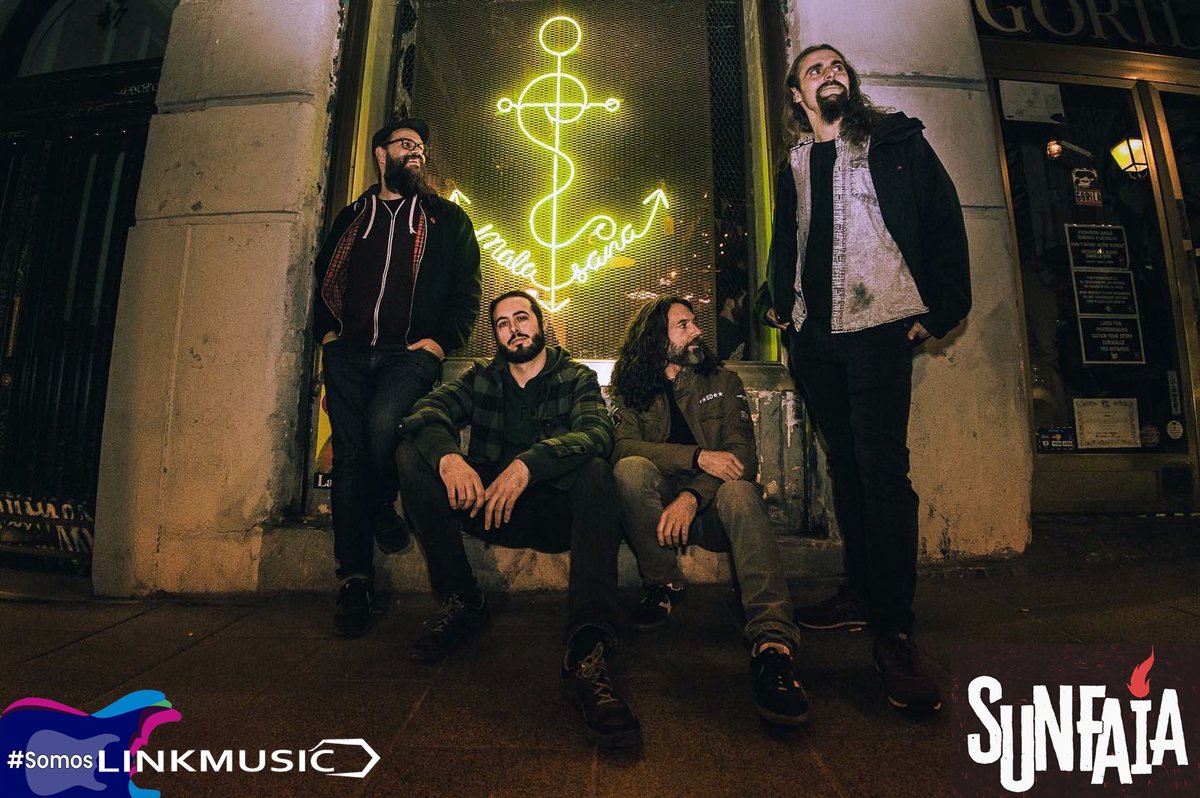 lnkmsc_ES's tweet photo. Ellos son @SuNFAiA una banda de #rock,son de #Madrid y cuentan con perfil en #Linkmusic 🎸🎸
Conócelos👇
https://t.co/hTqhv9XQrY🔥
Si quieres aparecer destacad@ como ellos envíanos una foto (o varias) a este email!
Artistas@lnkmsc.com
#SomosLinkmusic #musica #Sunfaia https://t.co/FKyjLDy6rV