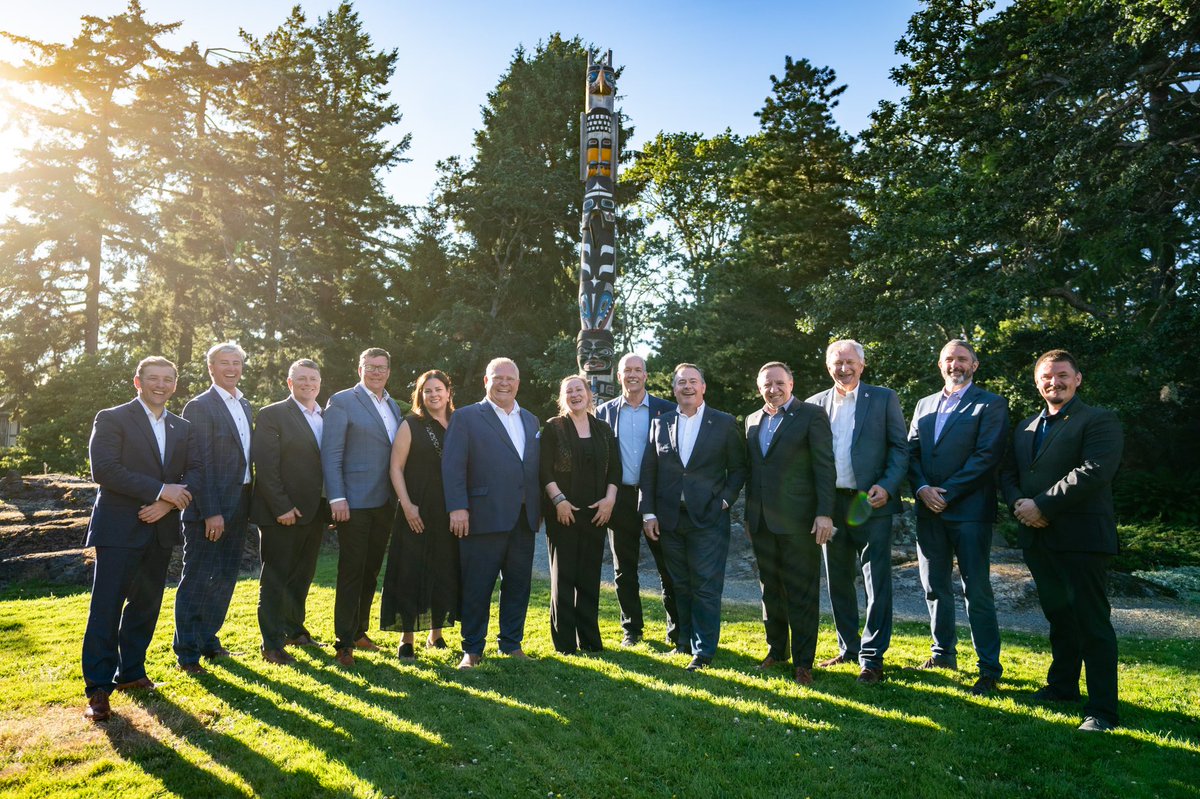 fordnation's tweet photo. I had a very constructive meeting yesterday with Canada’s provincial and territorial leaders.

Friends, we need a plan from the federal government for more health care funding. #COF2022 https://t.co/VwpsNhfBZt