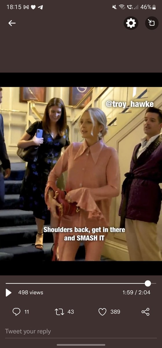 Leeno382's tweet image. Fearne looks happy! 🤦‍♂️#stuckup