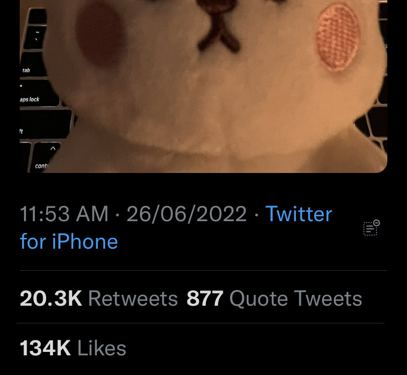 sjinniesmoon's tweet photo. 134k..120k..174k..89k
seokjin broke the internet that day https://t.co/SvbyDoJmvm