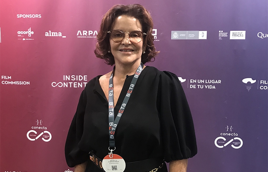 senalnews's tweet photo. #SN_Interview 💬
Ana Cecilia Alvarado, VP de Estrategia Internacional y Talentos de Ecuavisa Studios, detalló las estrategias de desarrollo de contenido que están llevando adelante, con historias que tengan un fuerte componente latino.
▶️ https://t.co/TjFc0nCH2Z https://t.co/gRNkZWa7uX