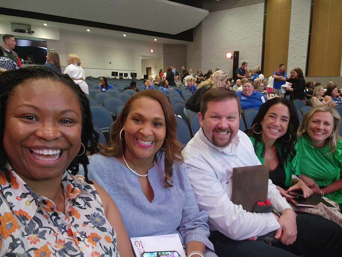 Having a great time at Leadership Kick-off <a href="/CobbSchools/">Cobb County Schools</a> leaders know how to have fun while learning. #ThisIsCobb #WeAreThePark