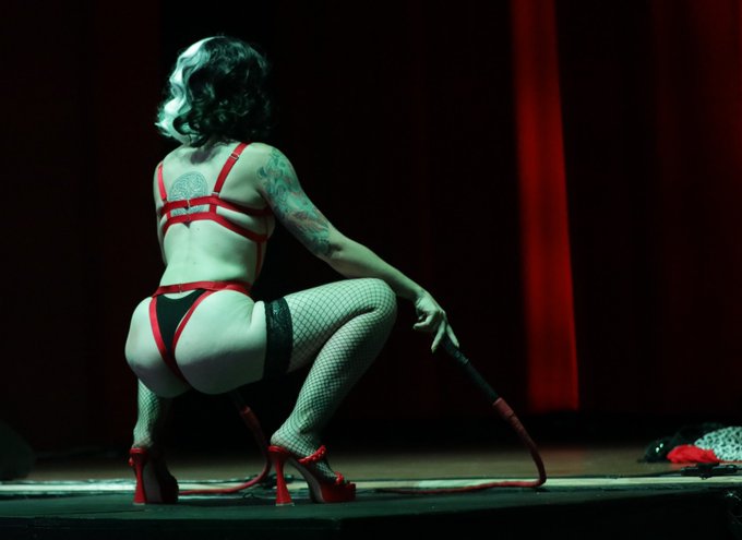 Always such a pleasure to perform for a live audience! Thank you Sacramento! 💋😈 #Cruella #cruelladevil<a href="/tag/dominatrix"class="tags"><span>#dominatrix</span></a><a href="/tag/daddy"class="tags"><span>#daddy</span></a><a href="/tag/whips"class="tags"><span>#whips</span></a><a href="/tag/afterdark"class="tags"><span>#afterdark</span></a><a href="/tag/cruella"class="tags"><span>#cruella</span></a>