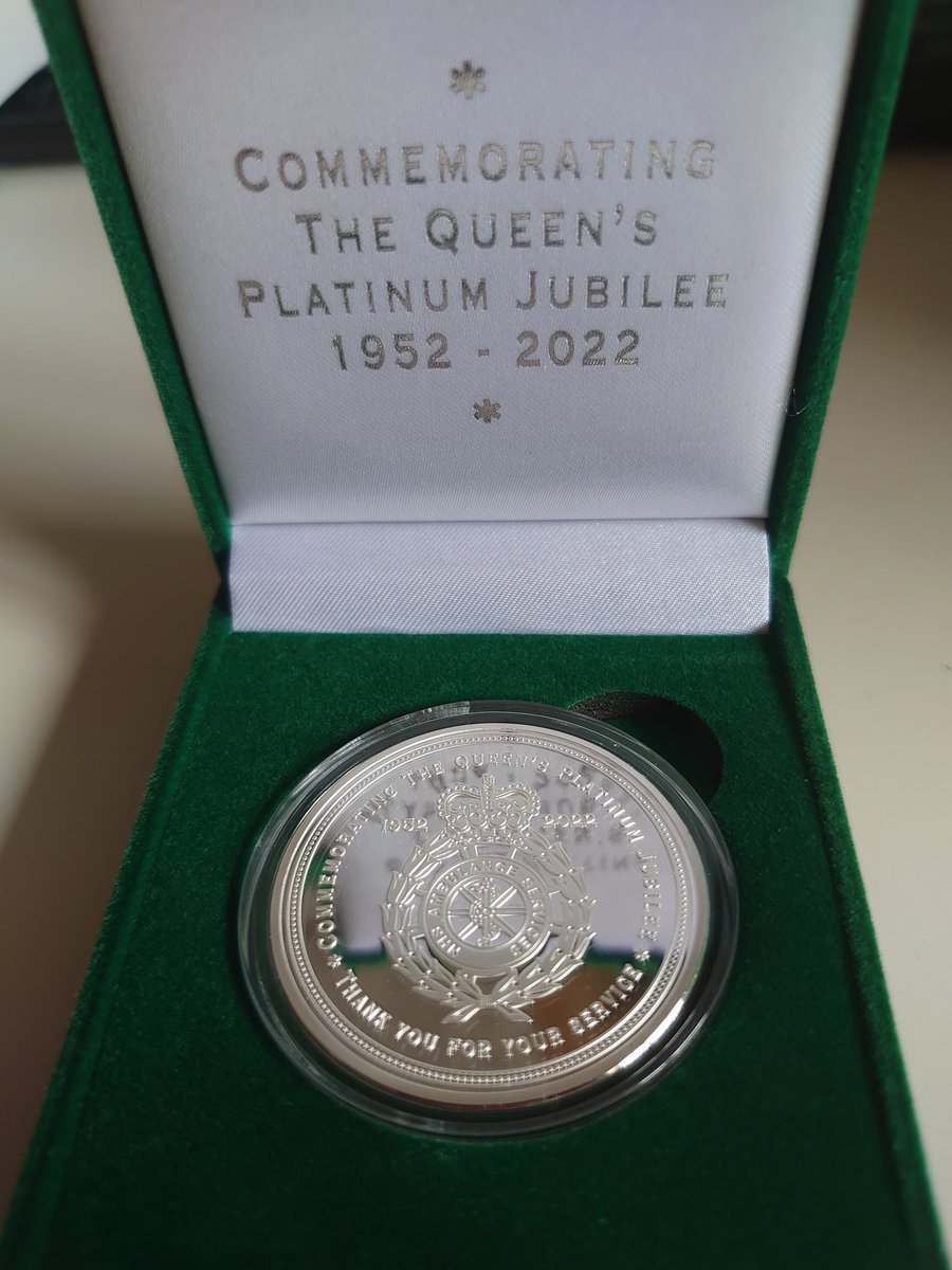 LordDarby's tweet photo. Thank you to @YorksAmbulance ❤️
For the commemorative coin issued to us as @YASCFR Community First Responders on HM Queen Elizabeth II's Platinum Jubilee.
And congratulations to my longer serving CFR colleagues who received Queens Jubilee Medals ❤️ https://t.co/wdkrFmyOEa