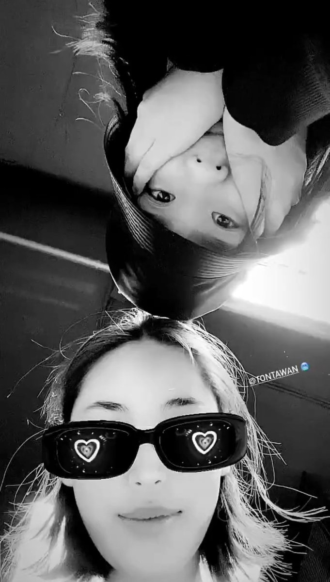 tubrightshinely's tweet photo. tu with fah and prim ?!?!! yezzz!! f4thailand girls, I really miss these kind of crumbs 😭😭💖
#tontawan_t | #fahyongwaree | #primiily https://t.co/Jd0jm1YztU