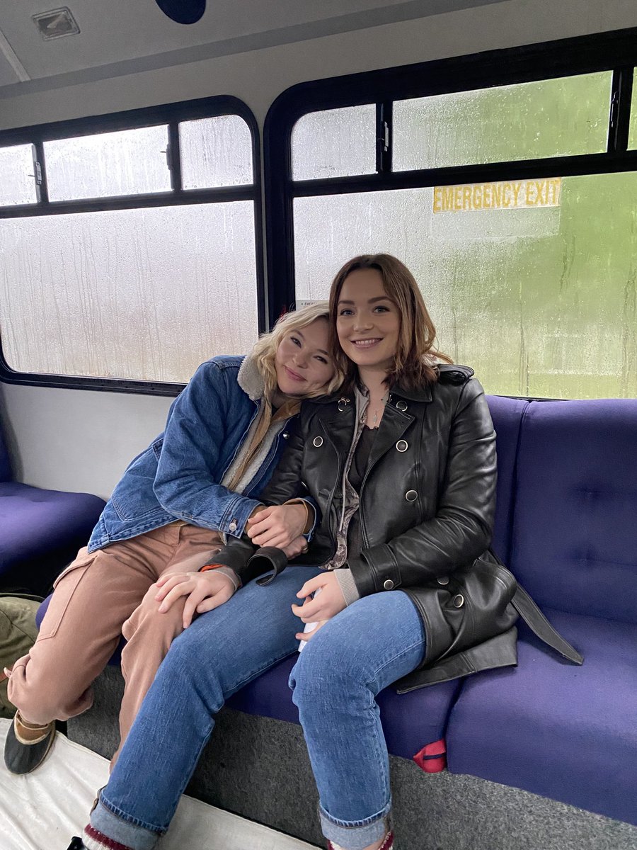 CatiaDCCosta's tweet photo. Itโs #MFSAppreciation hour
let's share the love ๐๐#MotherlandFortSalem #SaveMotherlandFortSalem https://t.co/1vJfPLRHvs
