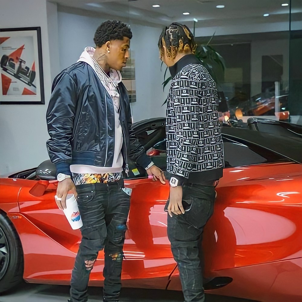 #FREEYOUNGBOY | Um dos melhores amigos do Rich The Kid na indústria, NBA YoungBoy passa por julgamento de posse ilegal de arma, desejamos todas a sorte para o rapper no caso 🙏