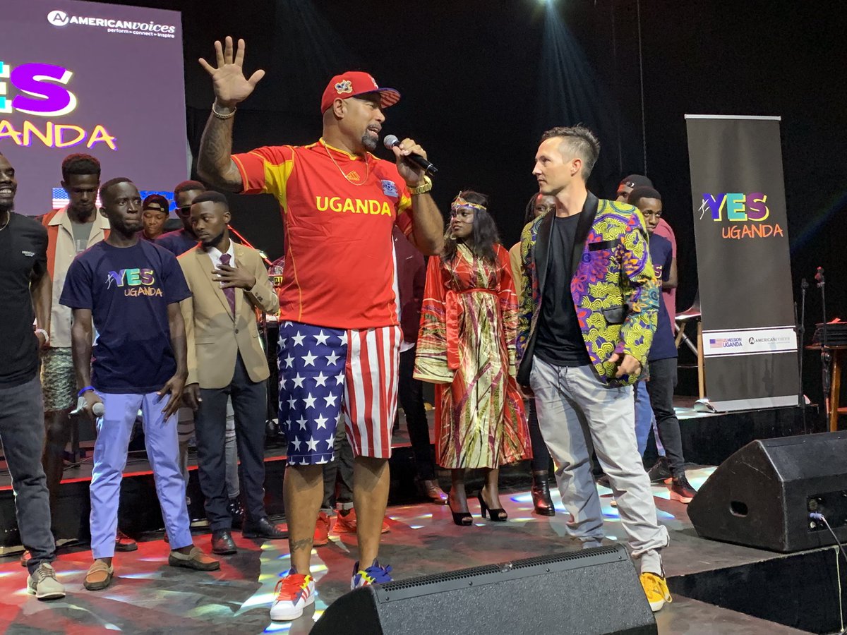 USAmbUganda's tweet photo. The sartorial choices of @DJInvisible313 &amp; @richardrobot reflect the collaborative spirit of #YesAcademy &amp; the amazing music made by young 🇺🇬 artists &amp; their 🇺🇸 coaches/mentors from #AmericanVoices https://t.co/qDH20Zr9aZ