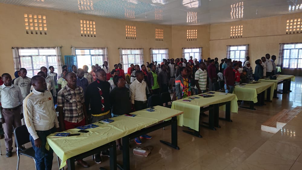 CnjbMuyinga's tweet photo. Le Conseil National de la Jeunesse @Muyinga province en collaboration avec Care ont organisé un atelier de Formation et sensibilisation des représentants des jeunes et de différentes Mouvances politiques sur l'éducation Civique et Résolution pacifique des conflits
@cnjbdi https://t.co/1FT9bLnmch