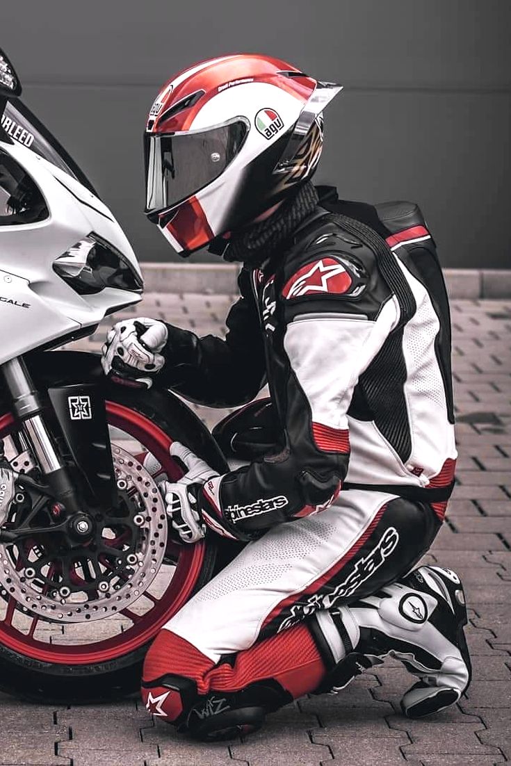 WbyWiff's tweet photo. Acredite em si próprio e chegará um dia em que os outros não terão outra escolha senão acreditar com você.
https://t.co/KRJwfQlUqU
@NoticiasdaTV #MOTOMAMITOUR #MotoGP #Motomami #Motorsport #motorcycle #Days #tarde https://t.co/pcbIInUlAP