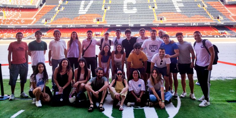 mdtaupv's tweet photo. 🚐 En el @mdtaupv las salidas son una parte integral de la oferta formativa. A continuación, repasamos algunos de los lugares que hemos visitado en 2022:
@Sportingtenis, #RCGManises, Ciutat de València
@LevanteUD y Mestalla @valenciacf.
❗ Más en: https://t.co/RKYT4F9ggu https://t.co/7U0jwWGD9n