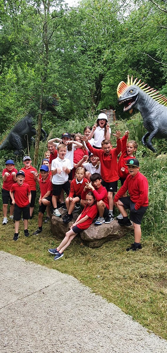 AbbeyPrim's tweet photo. Mrs Hanks' Class had such an amazing day today @showcaves. We adventured through caves, ran from dinosaurs and said hello to the beautiful horses, big and small! Memories that will last a lifetime! 🏴󠁧󠁢󠁷󠁬󠁳󠁿#TeamYr4 #DanYrOgof #dinosaurs #ShowCaves #Article15 #Article31 #Article2 https://t.co/CeoqOpMg5N