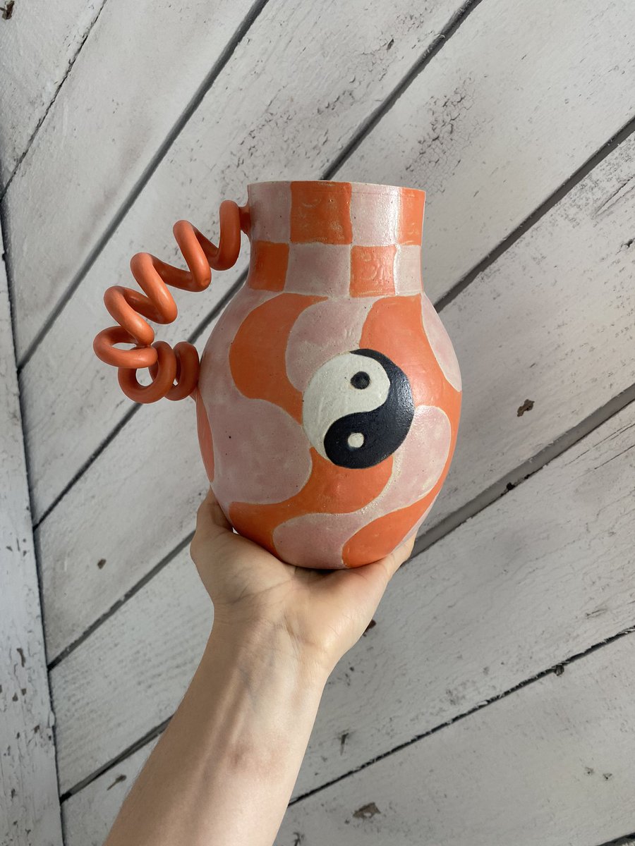 Women with Vases SOLD OUT tweet media