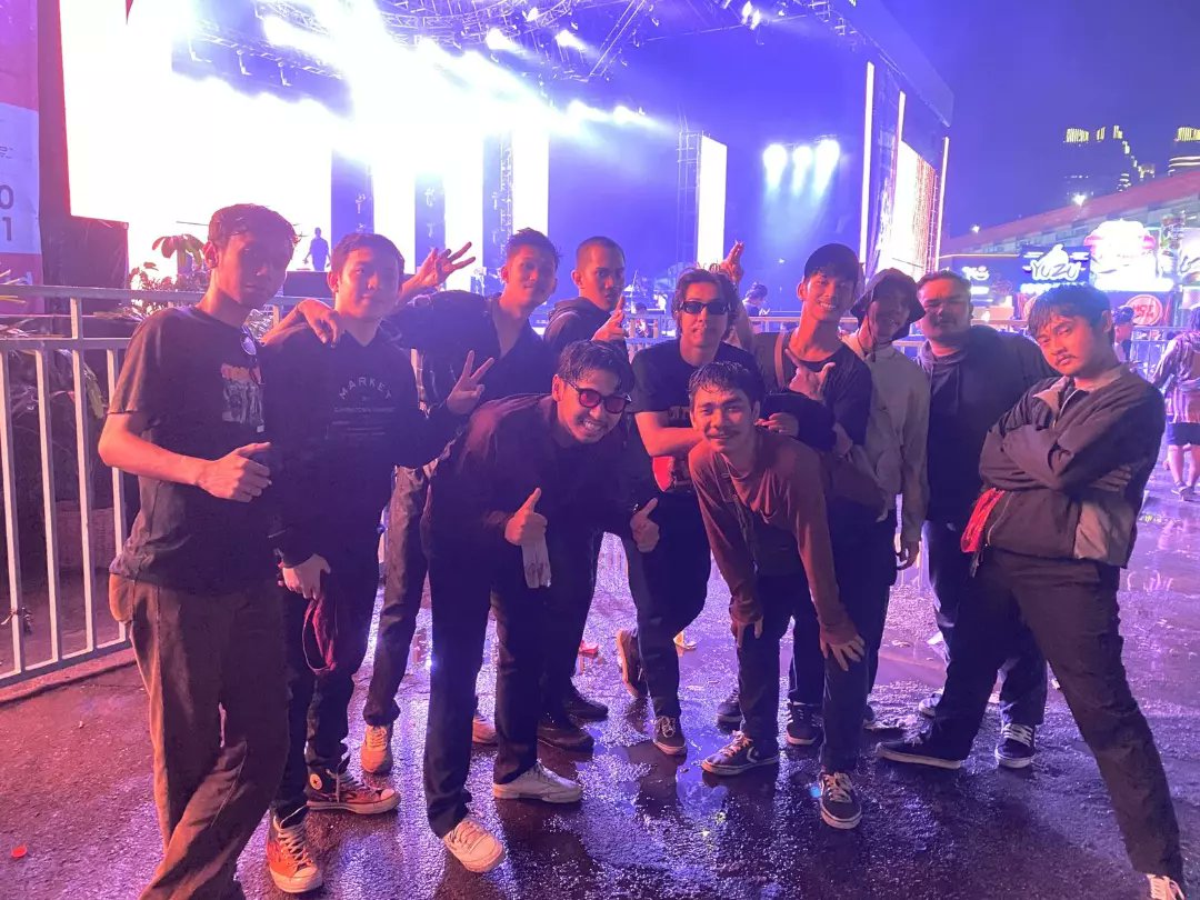 bianfebriant's tweet photo. wedenesday nite well spent #Reggaeman https://t.co/15t21e0sna