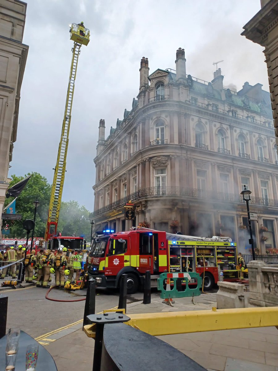 London Fire Brigade tweet media