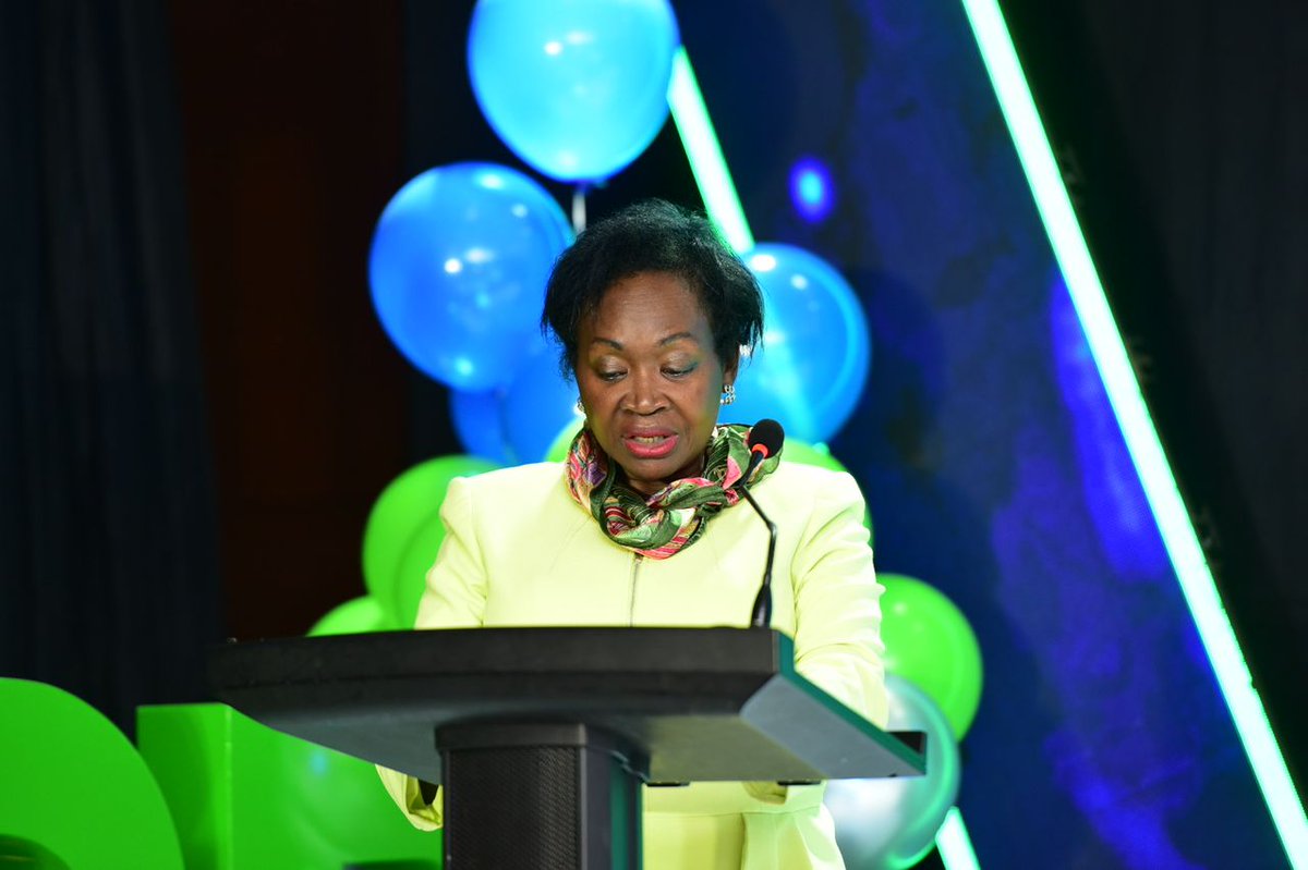 StanChartUGA's tweet photo. Some of the other key notable speakers at our Straight2Bank NextGen launch include our Board Chairperson, Hon. Maria Kiwanuka and Hon. Joyce Nabbosa Ssebugwawo, State Minister for ICT and National Guidance. #Straight2BankLaunch #NextGenLaunch https://t.co/AVafeP6ASt