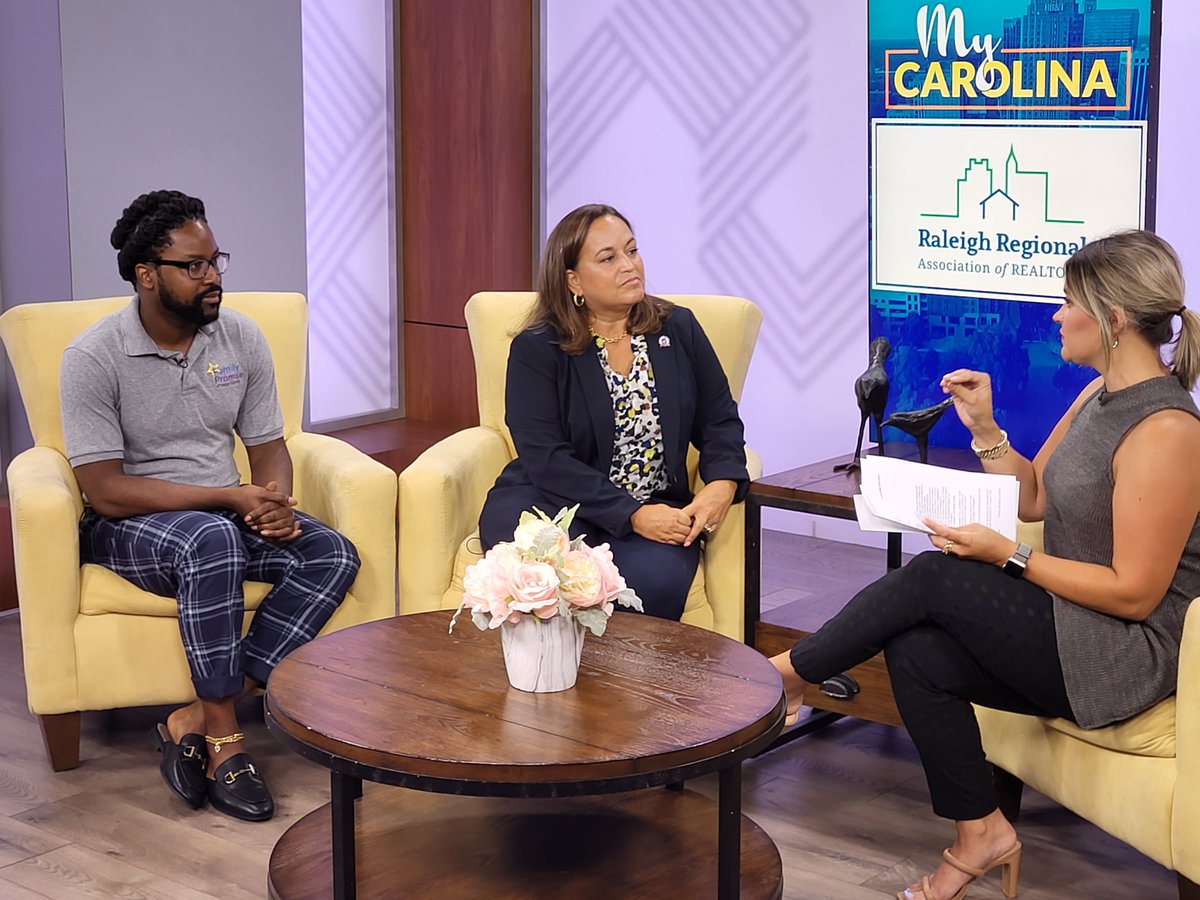 RaleighREALTORS's tweet photo. Turn on your TV ๐บ!
My Carolina (local CBS 17) will be airing a segment between 9am and 10am about the Realtor Giving Network, featuring interviews from Realtors Maya Galletta and Tim McBrayer!
Give them a shout out in the comments below ๐ข!
#trianglerealestate #rrargivesback https://t.co/jMb9mupIco